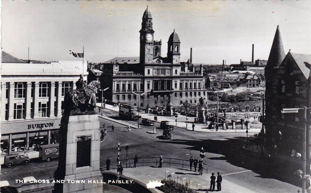 Town Hall and Sq from Moss St early photo 2.jpg